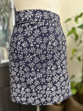 RipSkirt Navy Farmhouse Twigs Wrap Skirt | Size S / Length 2